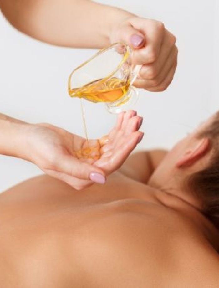 Massage tinh dầu (30 Phút)